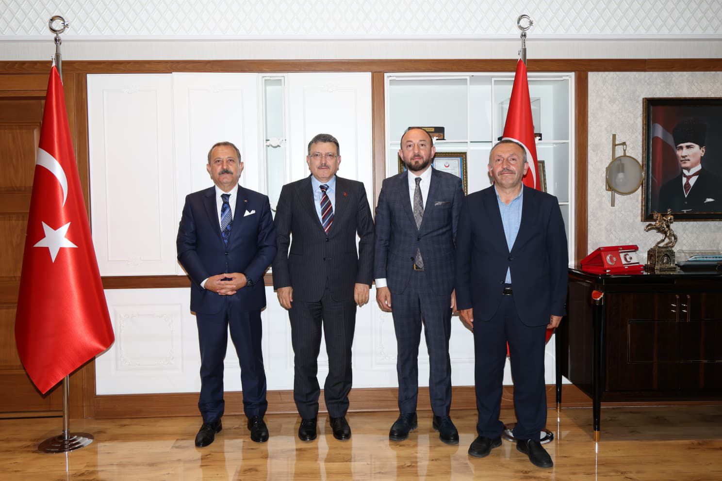 Büyükşehir Belediye Başkanımızı ziyaret ettiler