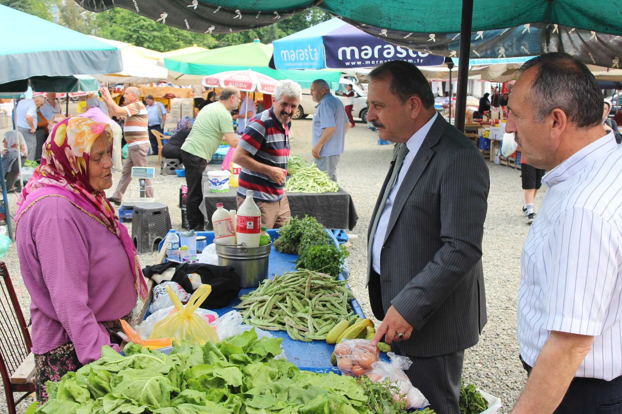 Başkanımız pazarcı esnaflarımızı ziyaret etti 
